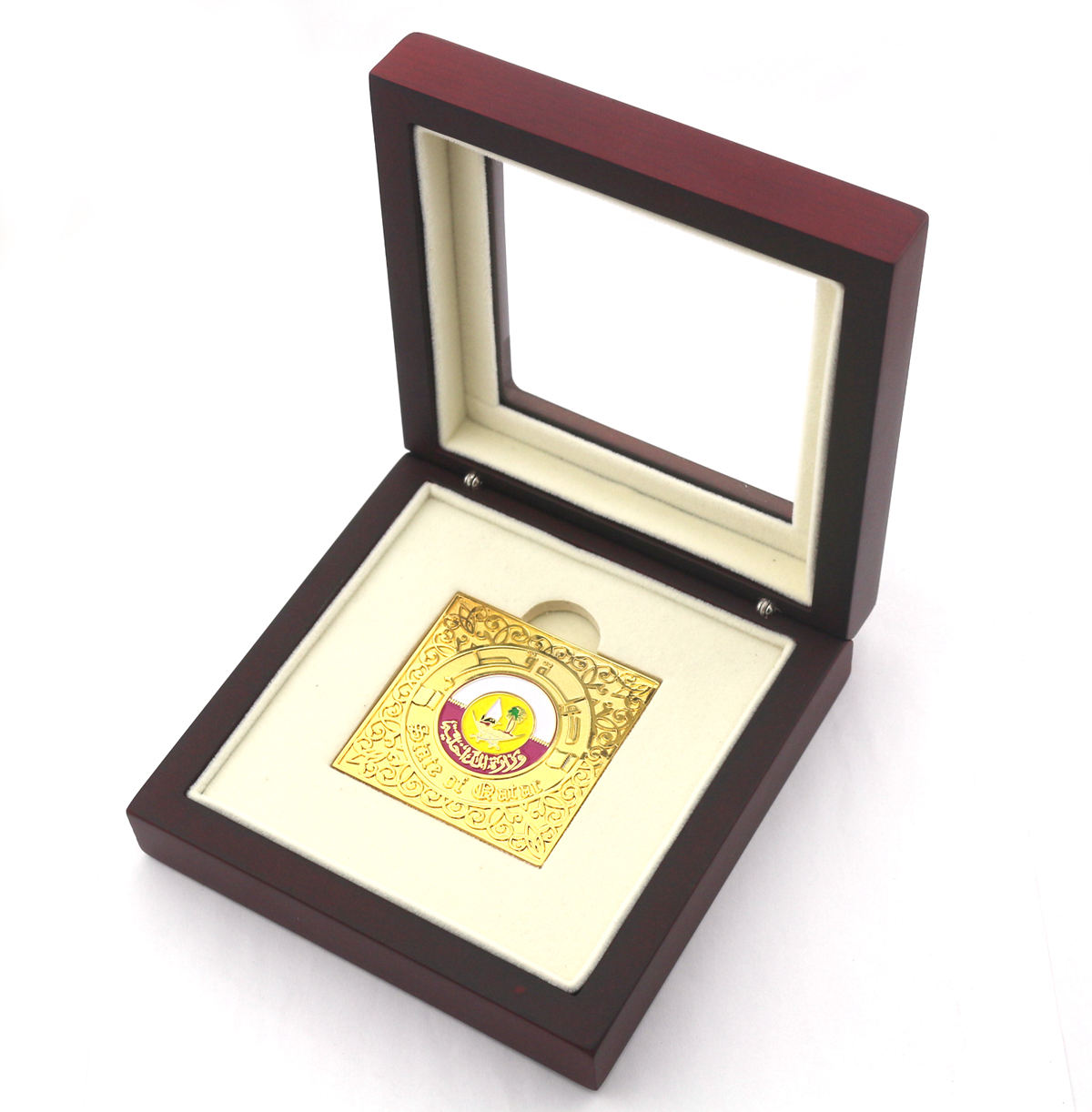 Custom Luxury Gold Plating Award Metal Crafts Badge Hard Enamel Zinc Alloy Pin