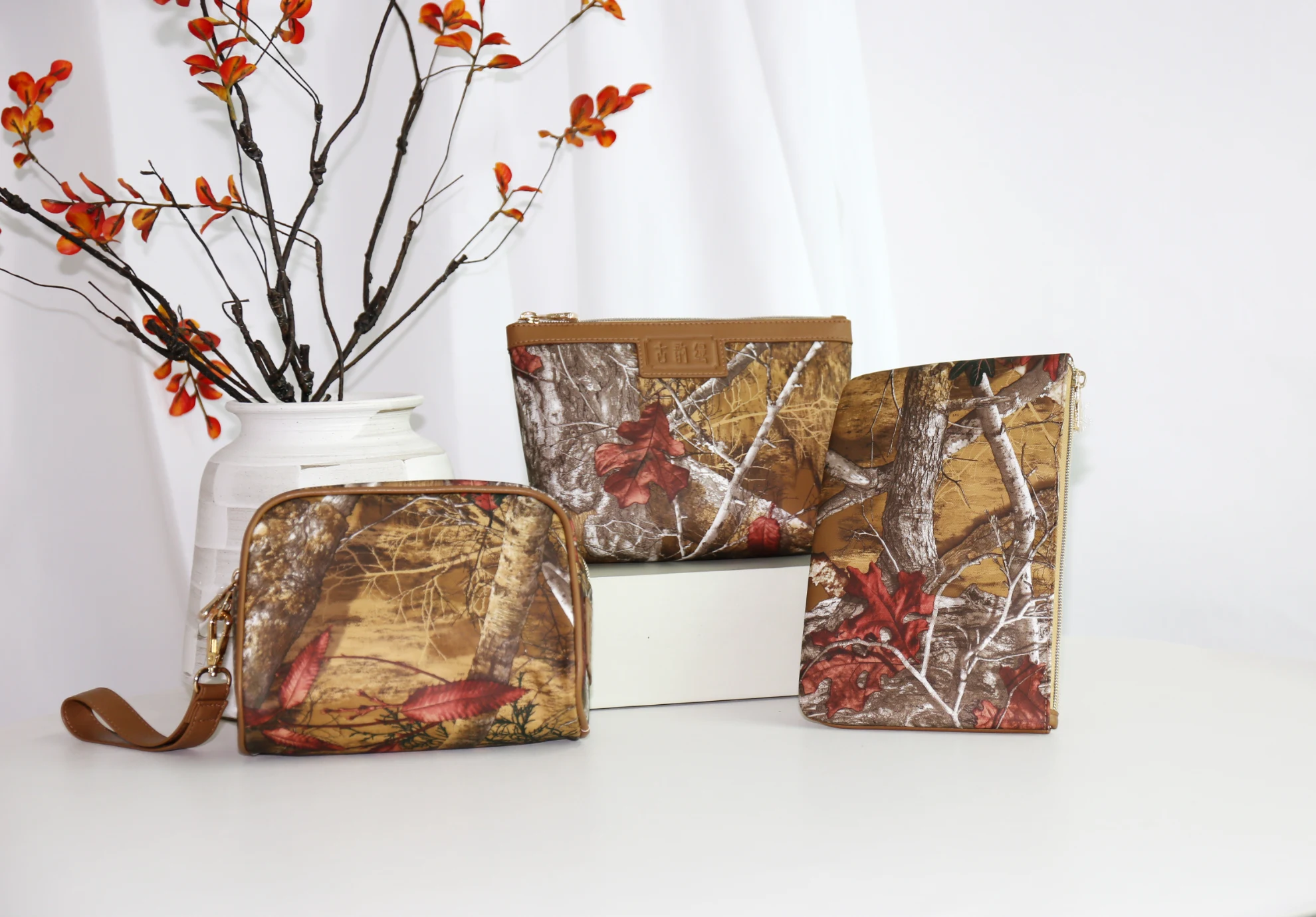 Lightweight Travel Toiletry Bags for Daily Essentials